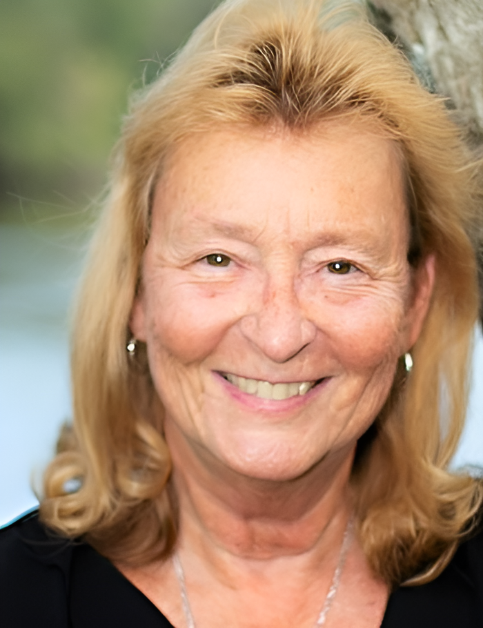 Agent Photo of Cathy